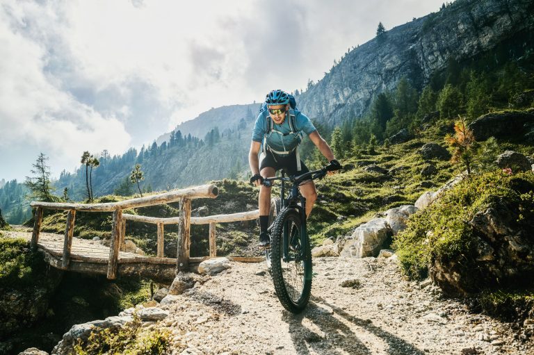 3-mountain-bike-1392997996_6048x4024-768x511